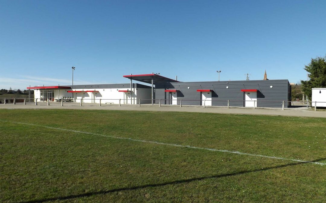 VESTIAIRES SPORTIFS ET CLUB HOUSE